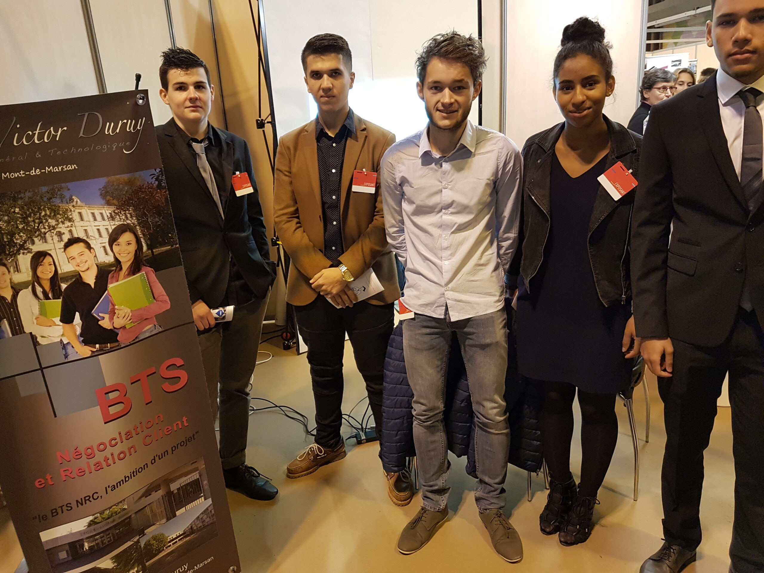 Stand BTS à Nahuques