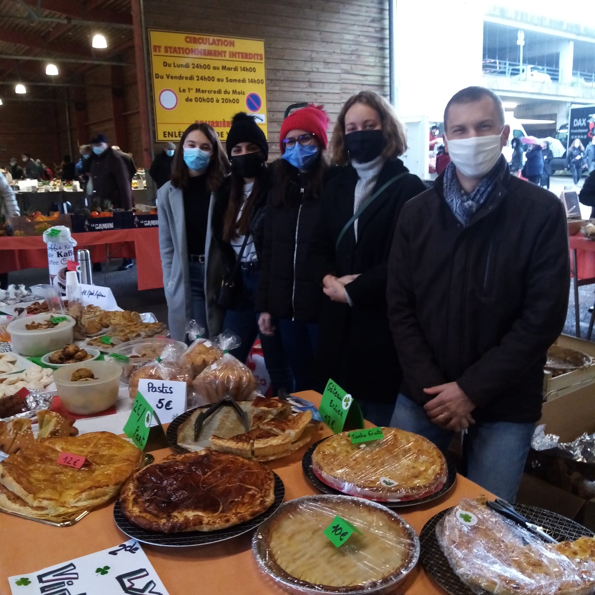 Secondes 1 et 3 au marché à St Roch
