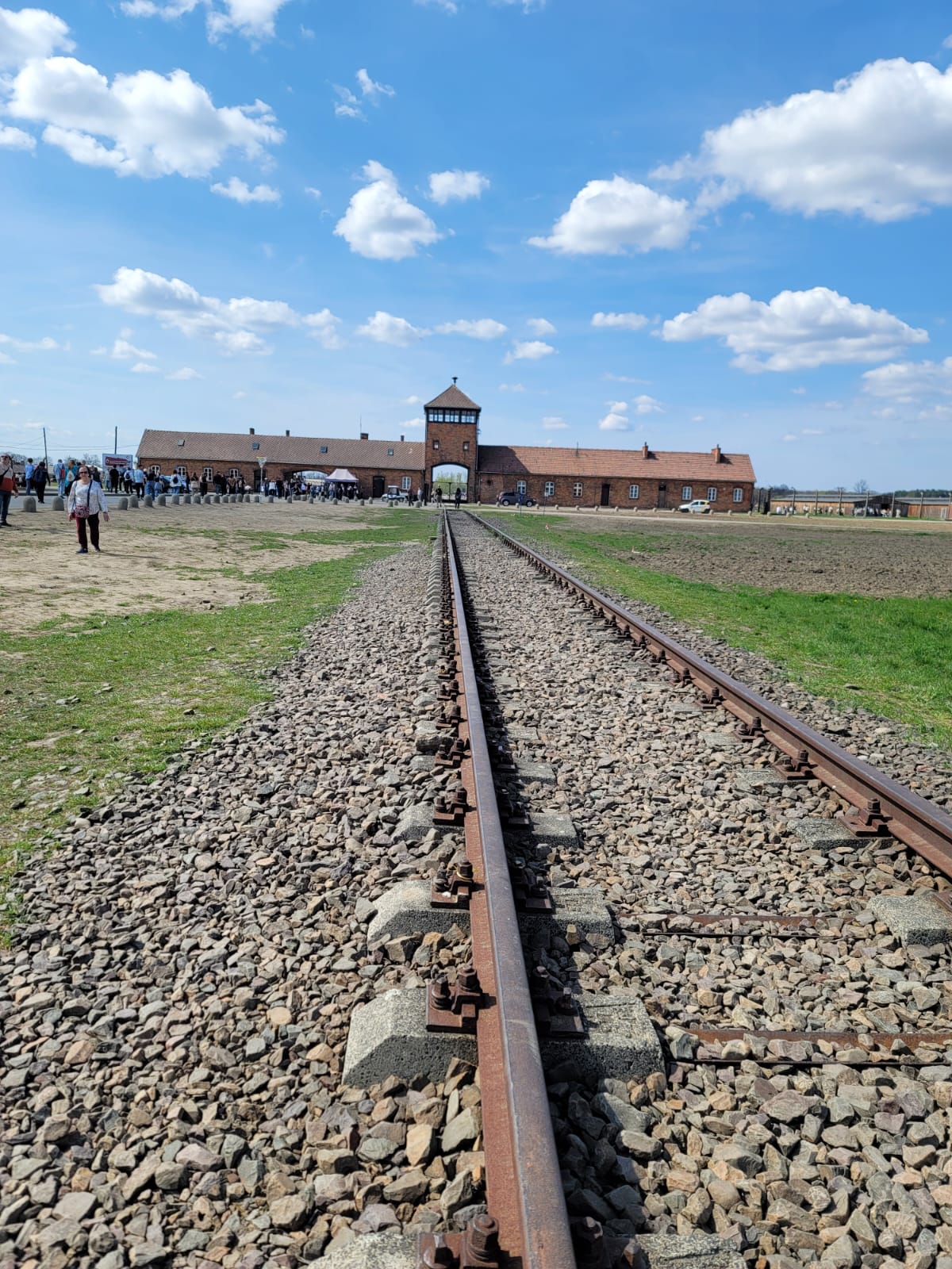 Les élèves dans SO pour le voyage Auschwitz