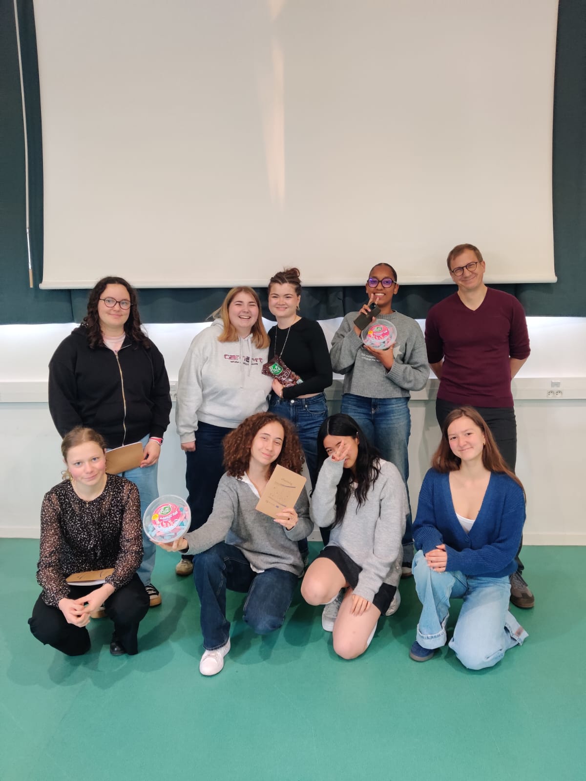 Compétition de virelangues en Anglais, Espagnol et Allemand.